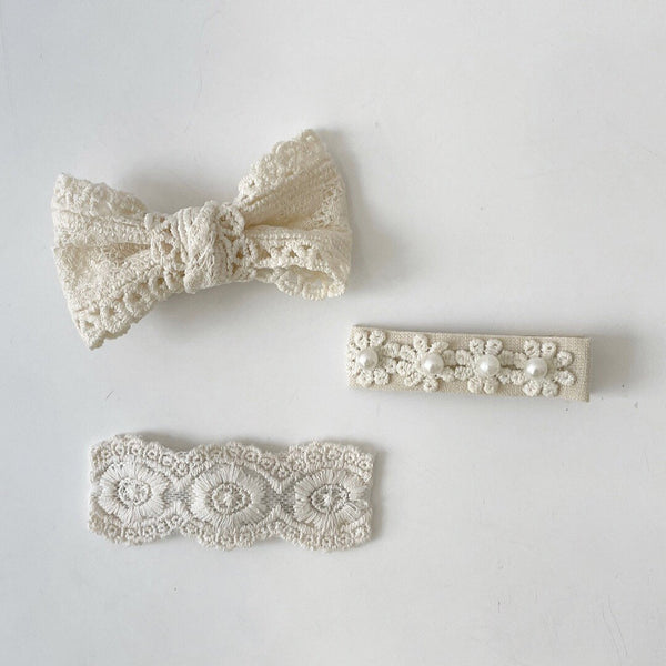 Laced Barrettes set